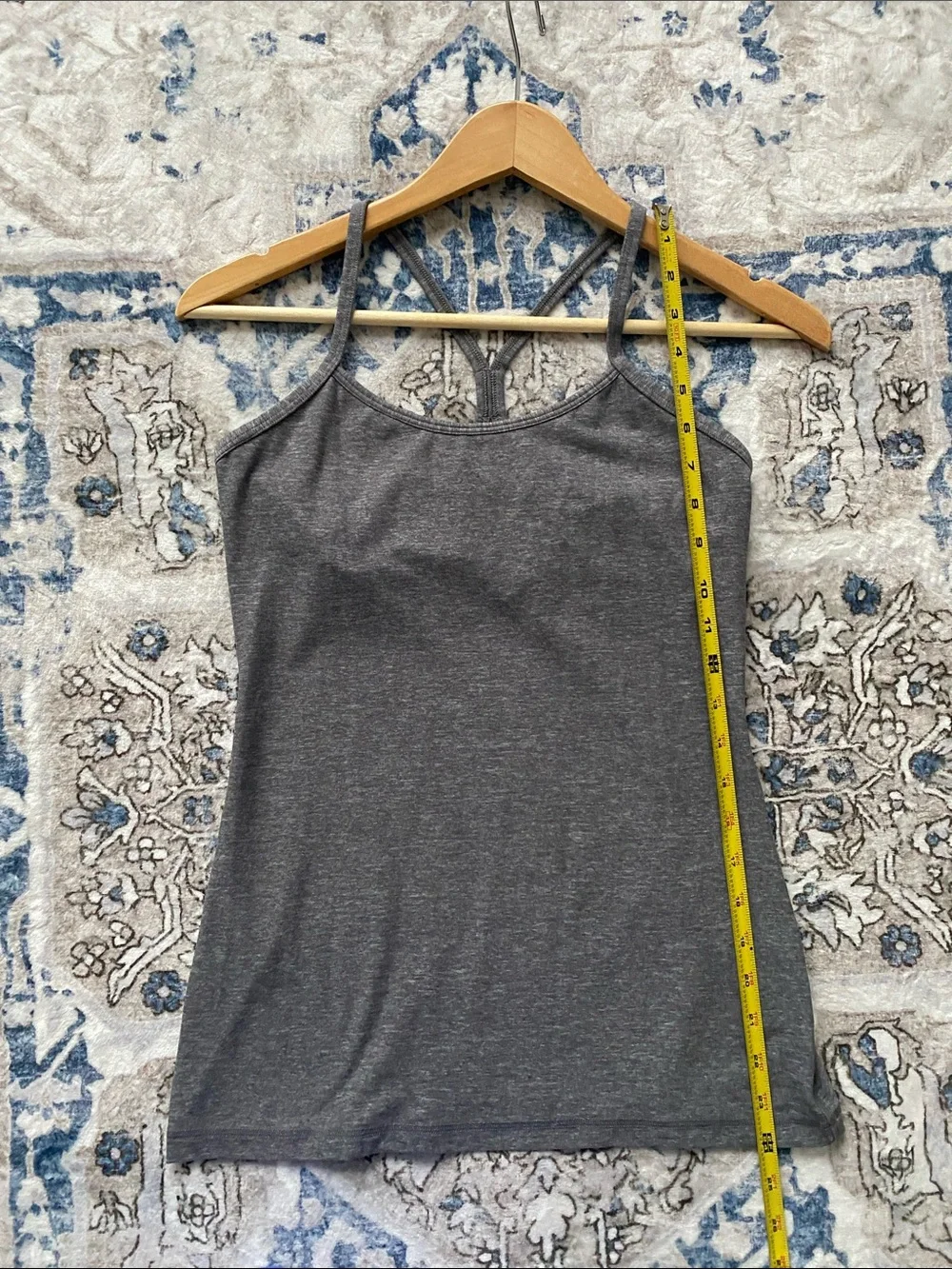 Like new! Lululemon Athletica Women's Grey Racerback Tank Top